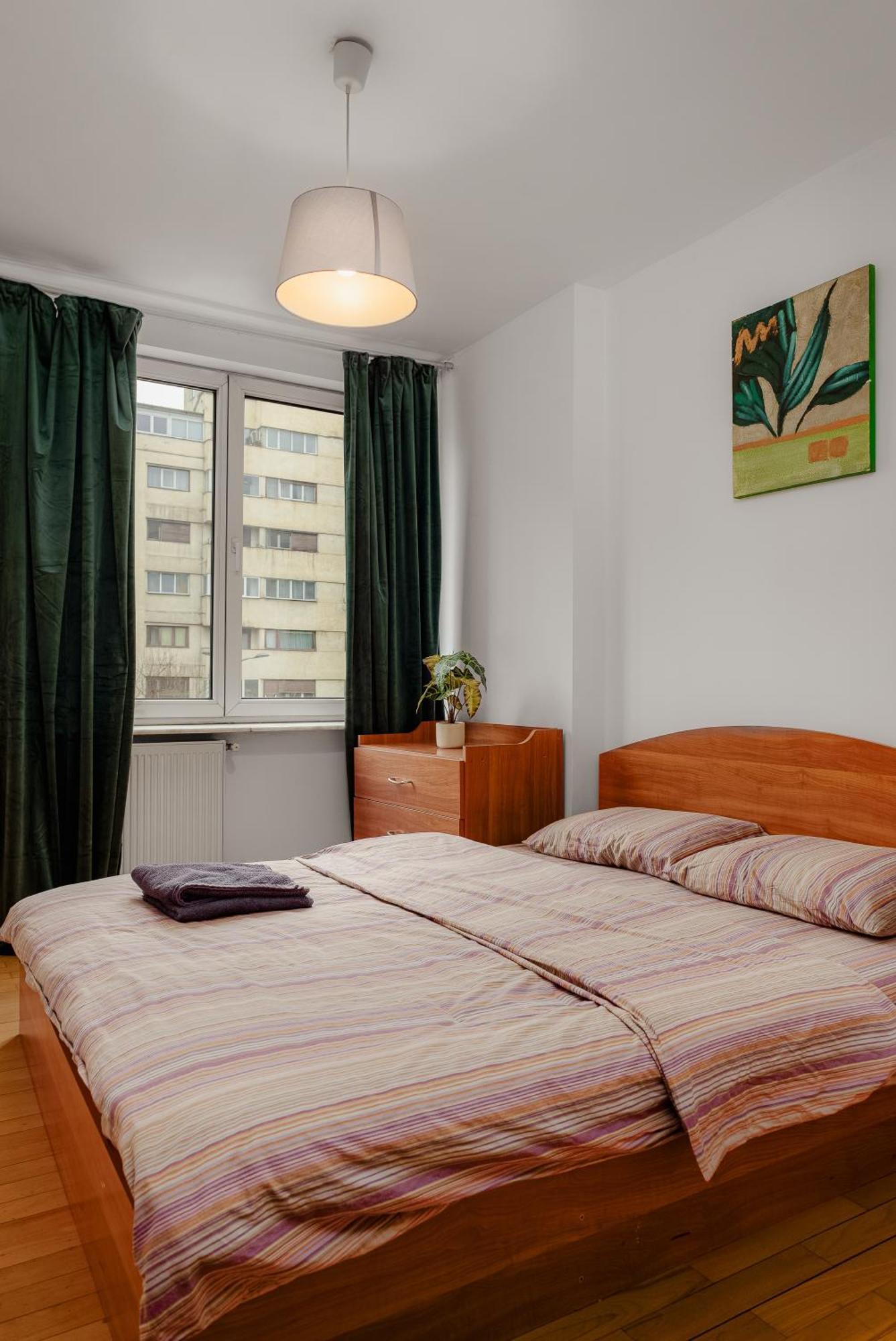 Old Town Chic 1 Bedroom W Self Check In Бухарест Экстерьер фото